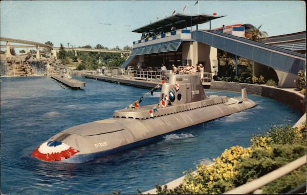 Submarine Ride Disney