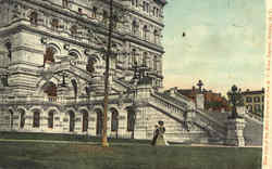 Side View Of The Main Entrance Of The N. Y. State Capitol Postcard