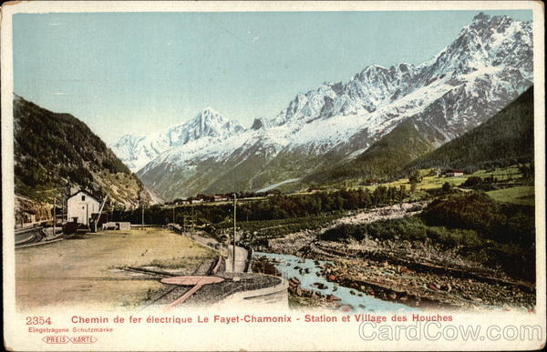 Chemin de fer électrique Le Fayet-Chamonix - Station et Village des Houches Les Houches France