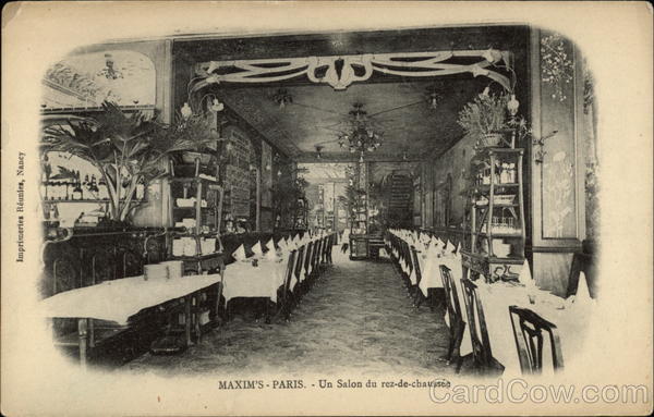 Maxim's - Un Salon du rez-de-chaussée Paris France