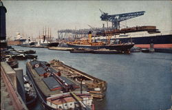 Riesendampfer "Vaterland" unter dem größten Krahn der Welt Postcard