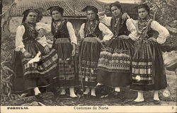 Portugal - Costumes do Norte 9 Postcard