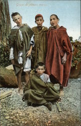 Grupo de jovenes moros Postcard