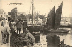 Le Bassin et la Place d'Armes Postcard