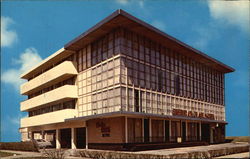 Sheridan Chase Motor Hotel Postcard