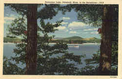 Pontoosuc Lake Postcard