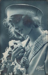 Woman Holding Bouquet of Daisies Woman Holding Bouquet of Daisies