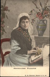 Dentelliere Flamande Postcard