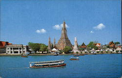 Wad Arun (Temple of Dawn) Postcard