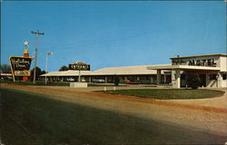 Holiday Inn of Dyersburg Tennessee Postcard Postcard