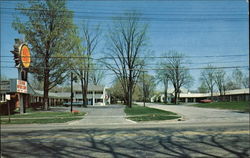 Colonial Motor Court Postcard