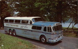 Through Vacation Wonderland by Greyhound Scenicruiser Through Vacation Wonderland by Greyhound Scenicruiser