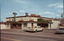 Lynn's Cafe and Greyhound Bus Depot Elko, NV Postcard Postcard