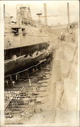 USS Texas - Painting the Side Postcard