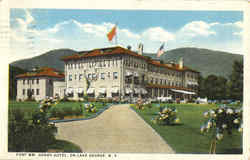 Fort Wm. Henry Hotel, Lake George New York Postcard Postcard