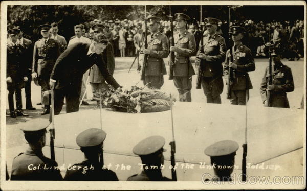 Col. Lindbergh at the Tomb of the Unknown Soldier Military