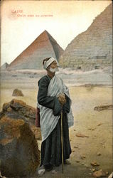 Caire - Cheich arabe aux pyramides Postcard