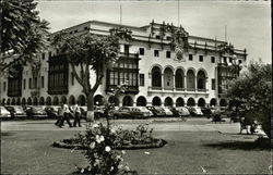 La Municipalidad - Town Hall Lima, Peru Postcard Postcard