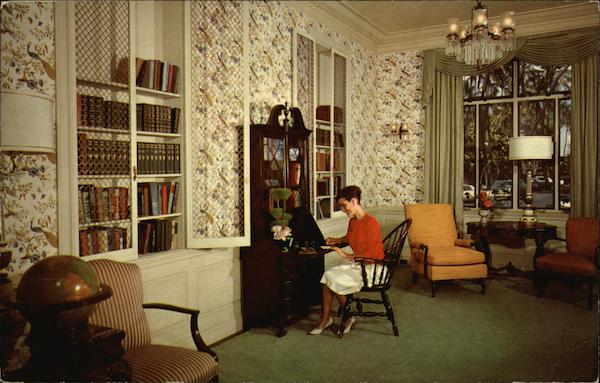 Halekulani Hotel Library Honolulu Hawaii