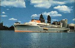 Aquarama On the Great Lakes Postcard
