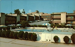 Heart of Columbia Motel and Restaurant Postcard