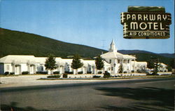 Parkway Motel Roanoke, VA Postcard Postcard
