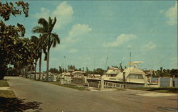 Delray Beach, Beautiful Boat Docks Along Intercoastal Waterway Postcard