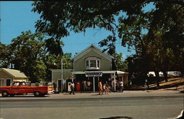 Famous Sleeping Bear, Dunesmobile Rides Glen Haven Michigan