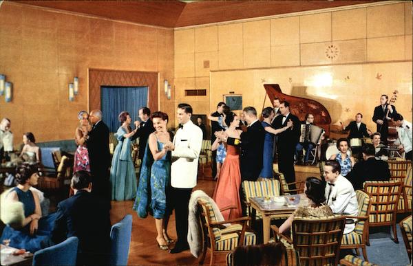 Home Lines, Life on Board the Italia Interiors