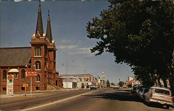 View Down Main Street Red Bluff California