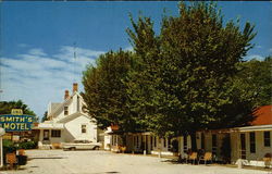 Smith's Motel Postcard