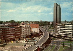 Hochstrasse und Hochhaus der Phoenix-Rheinrohr AG Postcard