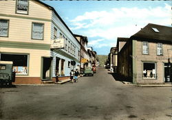 Une Rue de la Ville Postcard