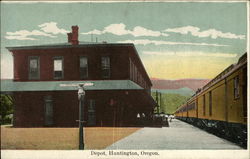 Depot Huntington, OR Postcard Postcard