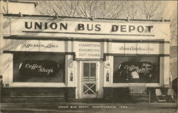 Union Bus Depot Independence, IA Postcard Postcard
