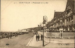 Promenade de la Mer Postcard