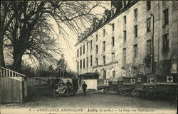 Ambulance Américaine - La Cour des Ambulances Postcard