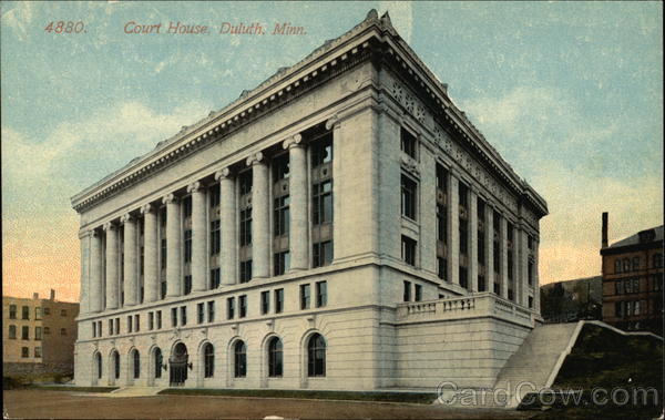 Street View of Court House Duluth Minnesota