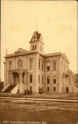 Street View of Court House Pendleton, OR Postcard Postcard