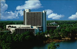 Americana's Dutch Resort Hotel, Walt Disney World Lake Buena Vista, FL Postcard Postcard