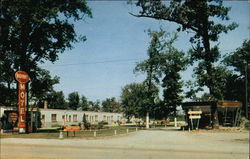 Radiant Motel Dyer, IN Postcard Postcard