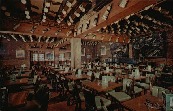 Have Fun at Pat O'Brien's New Orleans Louisiana