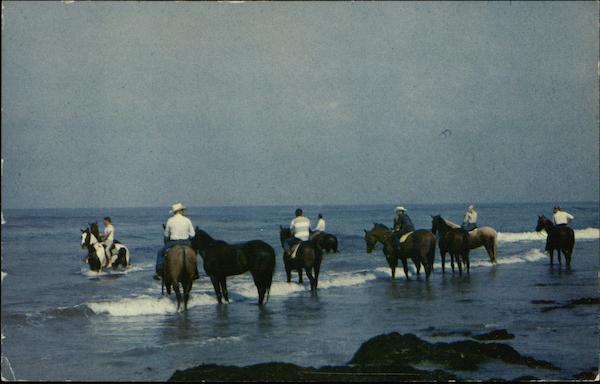 Racing at Del Mar California