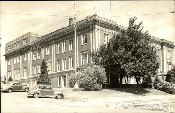 Court House and Market Square Kelso WA Court House and Market Square Kelso WA