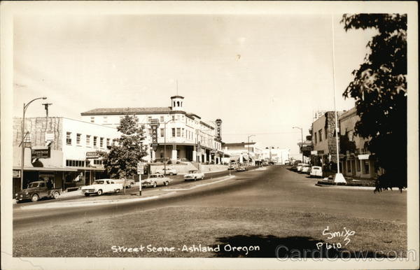 Street Scene Ashland Oregon