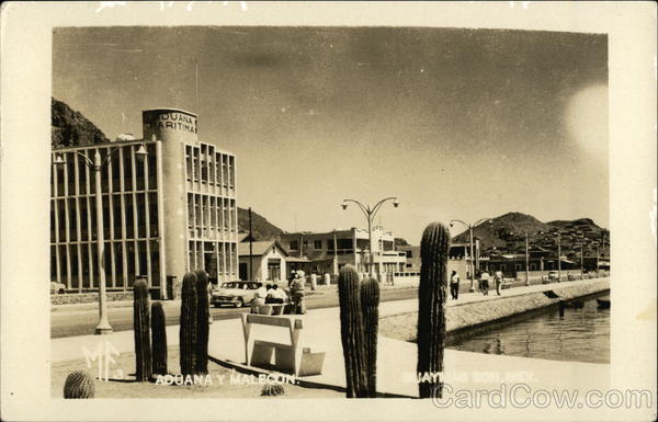 Aduana y Malecon Mexico