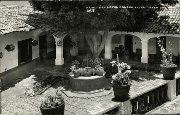 Patio Del Hotel Rancho Telva Taxco Mexico