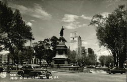 Paseo de la Reforma Postcard