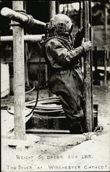 Weight of Dress 200 Lbs. The Diver at Winchester Cathed Postcard