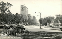 Paseo de la Reforma Postcard